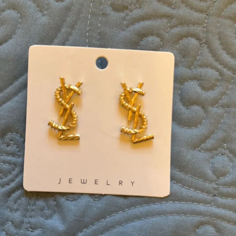 Classic Earrings